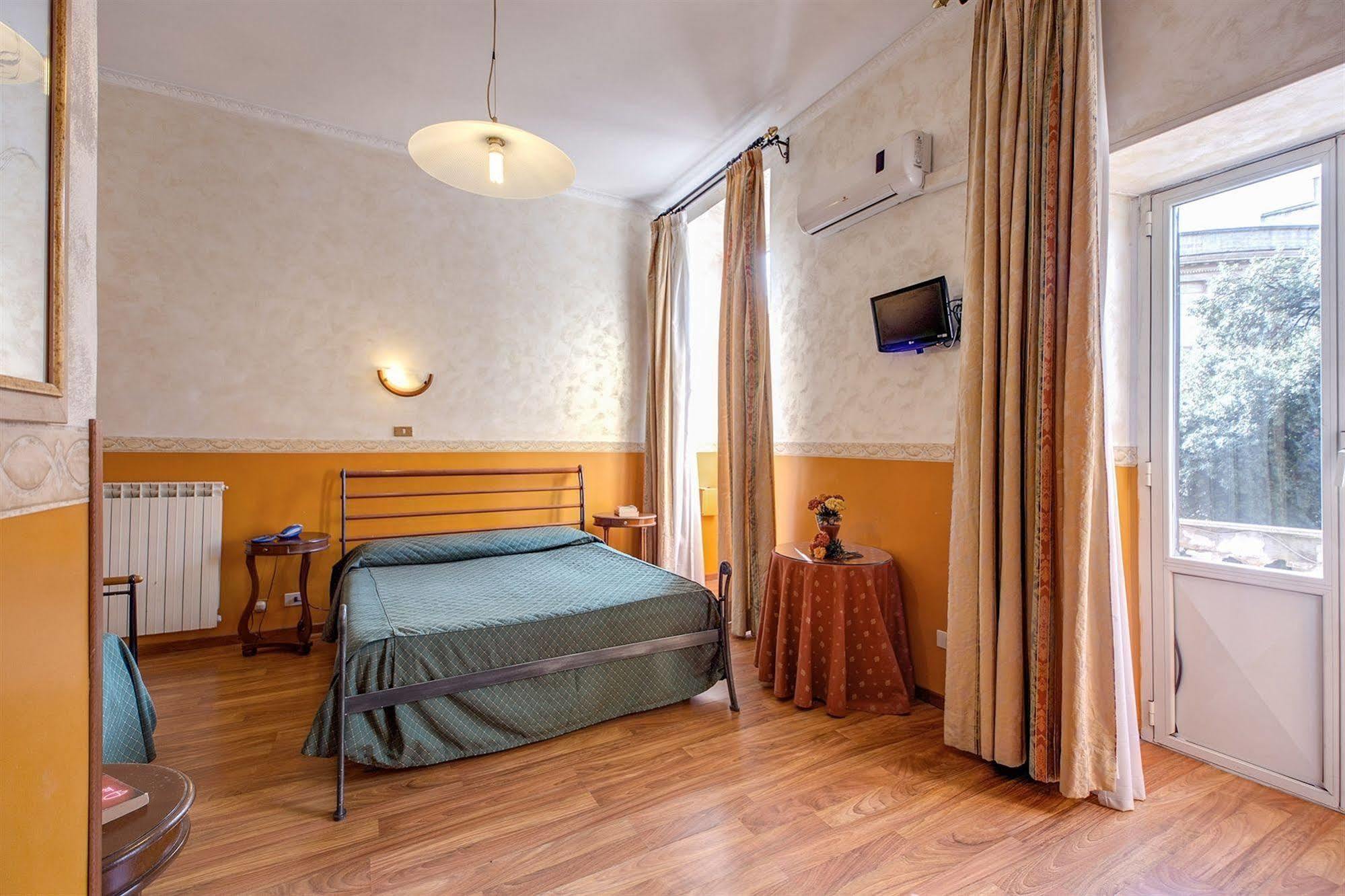 Hotel Aquarium Róma Kültér fotó